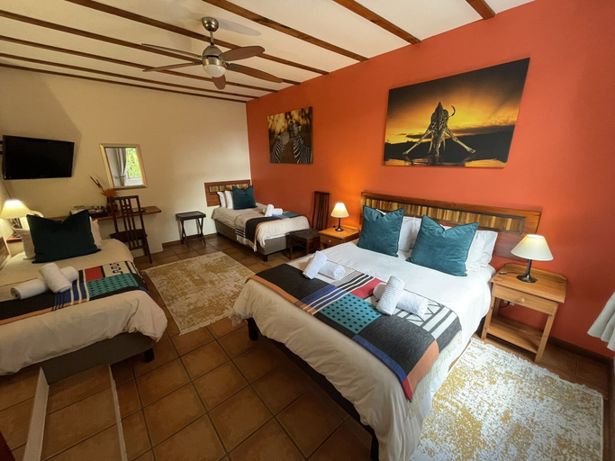 Bedroom 4, Marula Lodge Guesthouse, Overberg