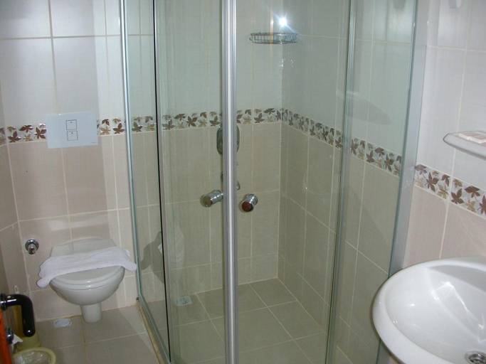 Bathroom 4, Eden Hotel, Bodrum