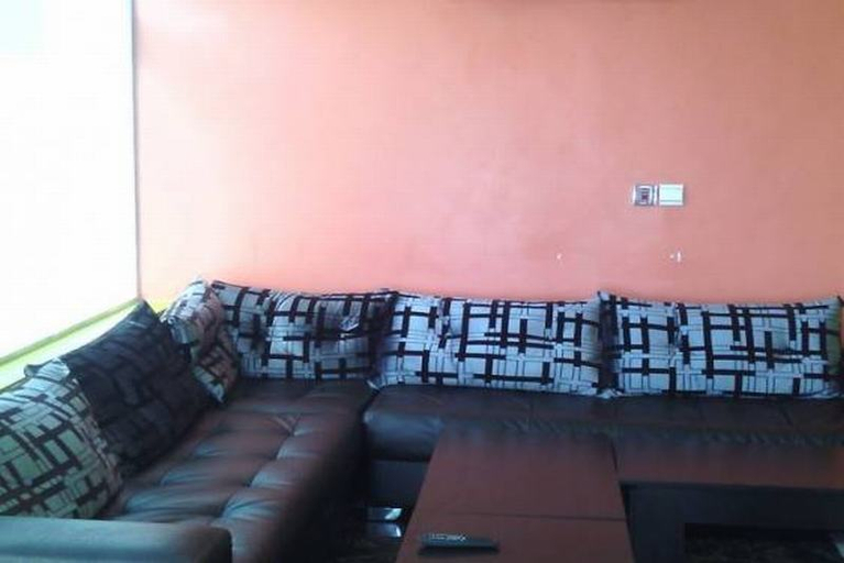 Bedroom 3, B's Hive Hotel & Suites, Wase