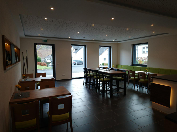 Others 2, Wein-Quartier Leo Pazen, Bernkastel-Wittlich