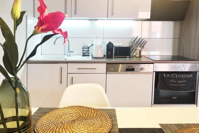 Gemutliches Apartment mit Balkon und Tiefgaragenstellplatz, Wuppertal