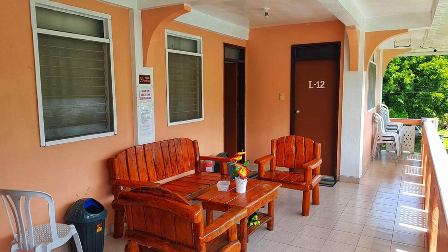 Others 3, WHITE BEACH GUEST HOUSE, Puerto Galera