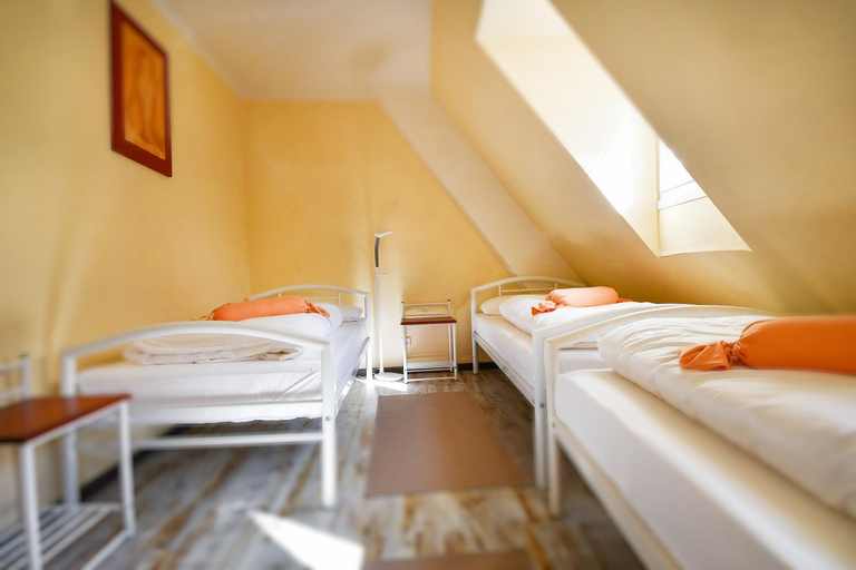Others 5, Historia Hotel, Neustadt an der Weinstraße