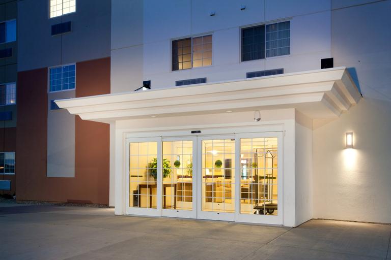 Exterior & Views 4, Candlewood Suites MINOT, Ward