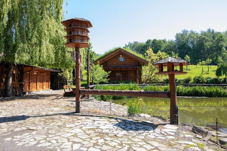 Others 5, Srub RANCH NA HRANICI, Frýdek-Místek