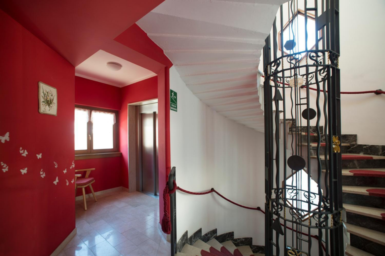 Public Area 2, Casteluce Hotel Funivie, Trento