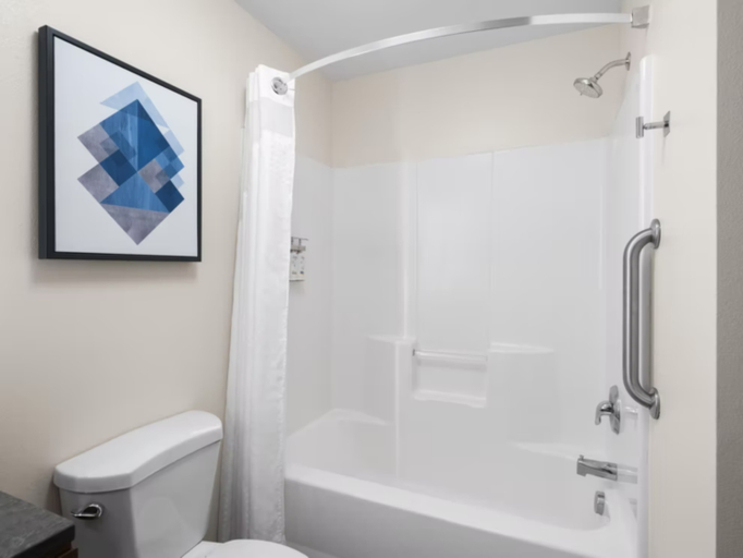Bathroom 4, Candlewood Suites RADCLIFF - FORT KNOX, Hardin