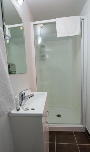 Bathroom, The Park Hotel Ruapehu, Ruapehu