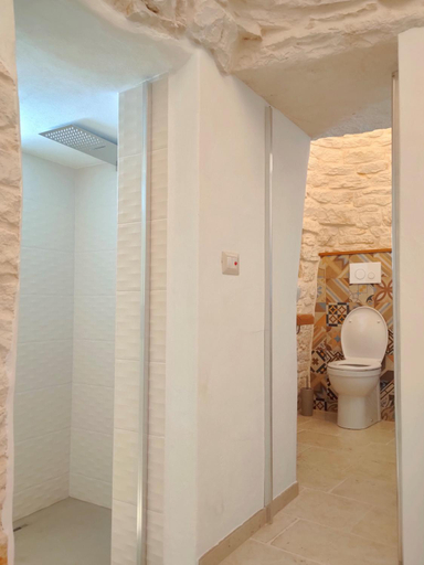 Others 3, Trullo Monte Santo 50, Bari