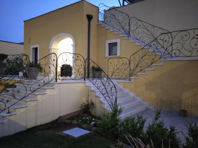 Others 4, Villa Enza B&B, Taranto