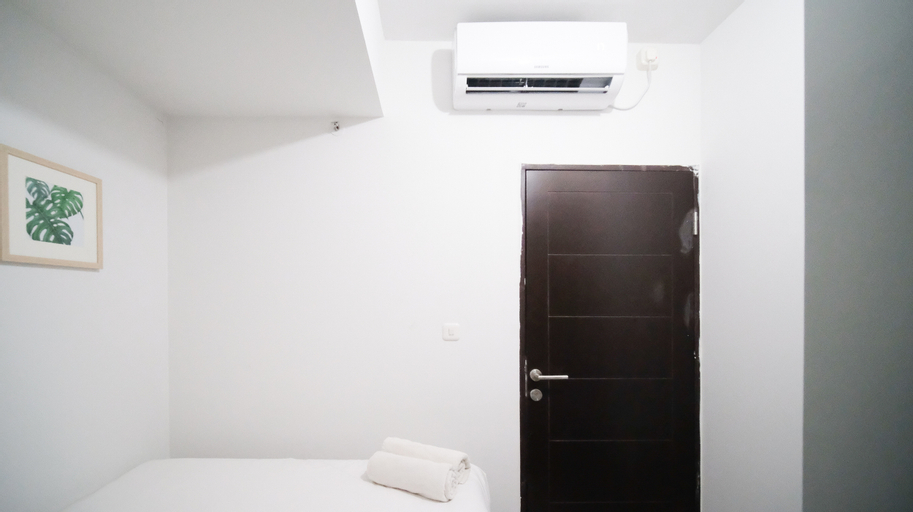 Bedroom 5, Compact and New 2BR Apartment at Suncity Residence By Travelio, Sidoarjo