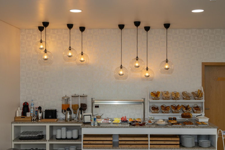 Food & Drinks 5, LOBOS VILLAGE - Alojamento, Seia