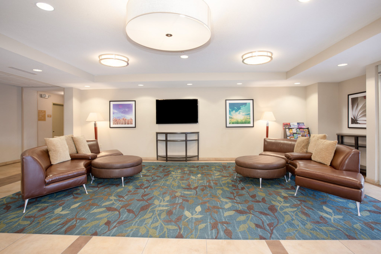 Others 3, Candlewood Suites MANHATTAN, Riley