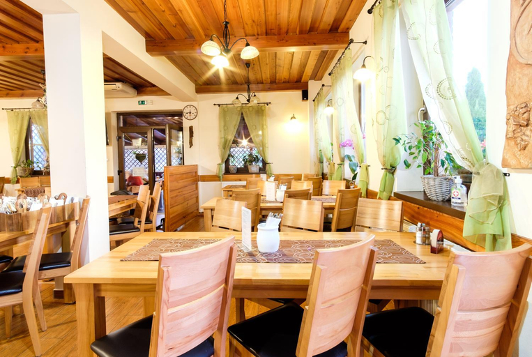 Food & Drinks 4, Penzion Vendelin, Nitra