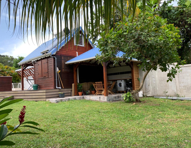 Facilities 3, Iguane Rouge, Petit-Bourg