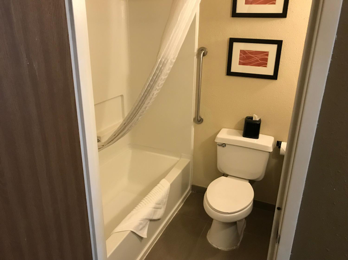 Bathroom 4, Comfort inn Idaho Falls, Bonneville