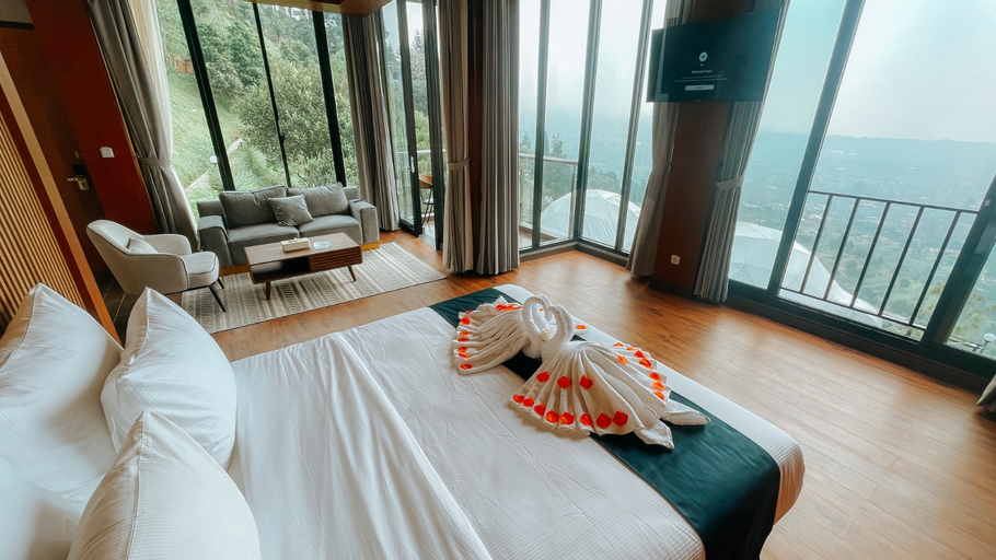 Bedroom 12
