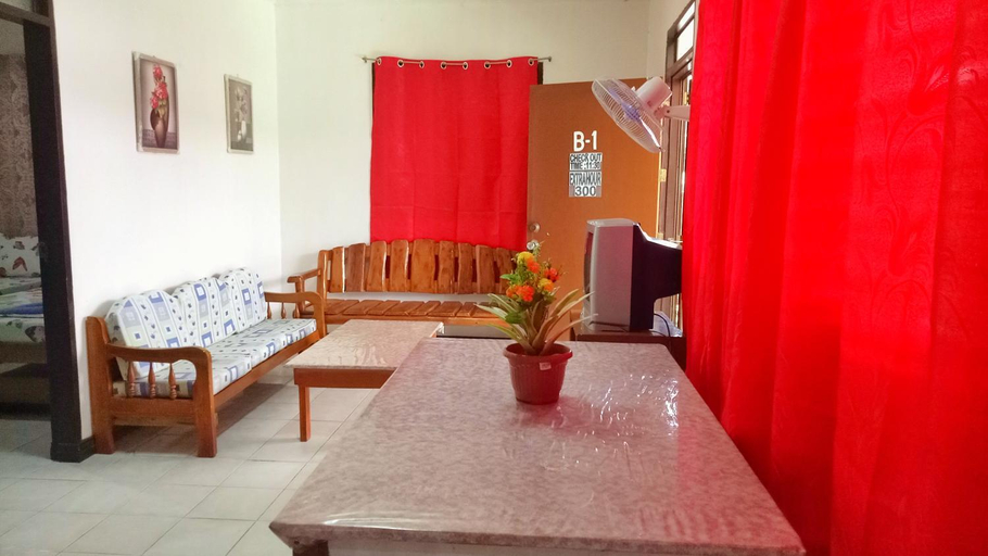 Others 4, WHITE BEACH GUEST HOUSE, Puerto Galera
