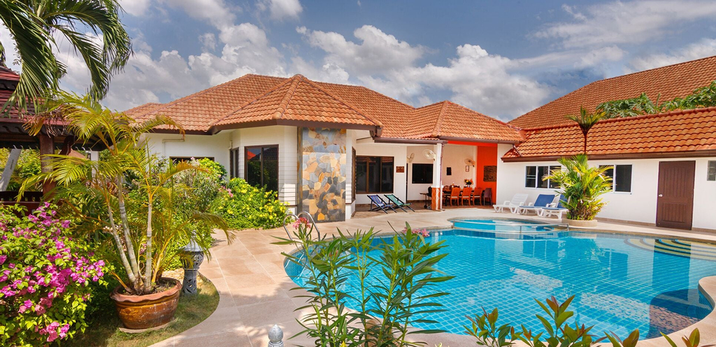 Pattaya Hill, Near the City and Beach, Bang Lamung