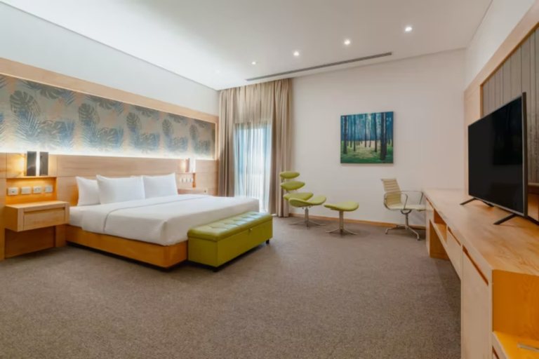 Carlton Al Moaibed Hotel, an IHG hotel Room Type - 1 King Premium