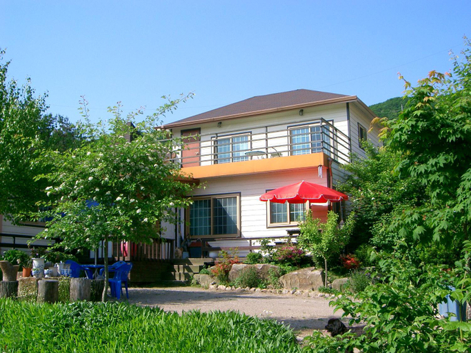 Exterior & Views 1, Nadeuri Pension, Pyeongchang