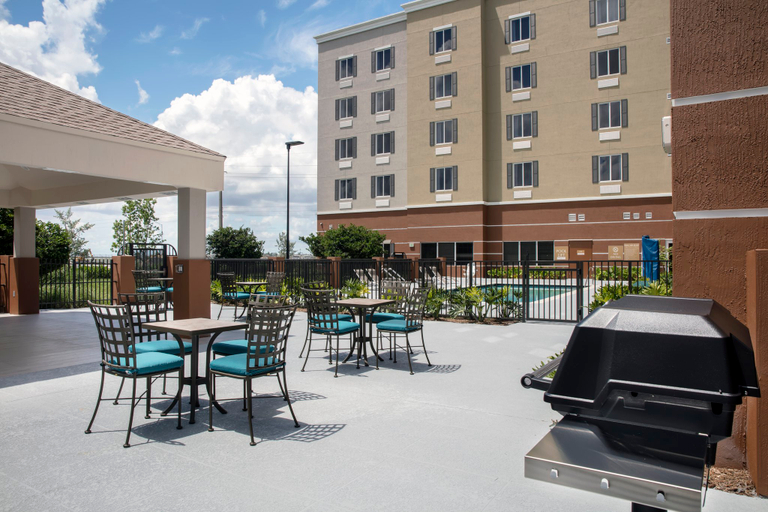 Exterior & Views 5, Candlewood Suites MIAMI EXEC AIRPORT - KENDALL, Miami-Dade