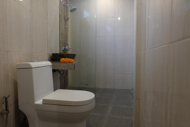 Bathroom 2, Dugul Hidden, Gianyar