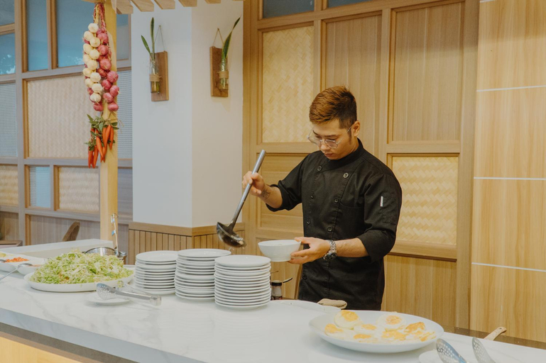 Food & Drinks 5, Hotel Thanh Mai, Buon Ma Thuot