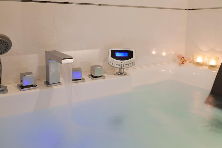 Bathroom 4, Neho Suites Cannes Croisette, Alpes-Maritimes