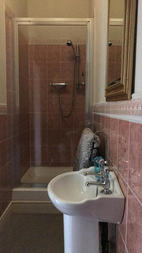 Bathroom 3, The Kinder Lodge, Derbyshire
