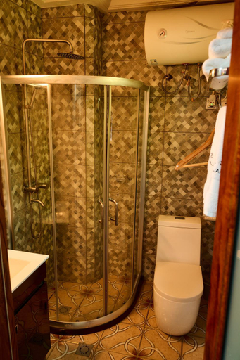 Bathroom 4, Hotel Sindz Palace, Mfoundi
