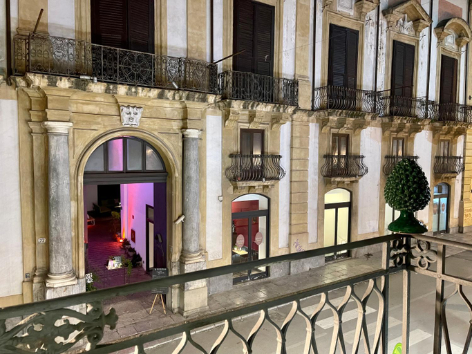 Others 5, Tommy's rooms, Palermo