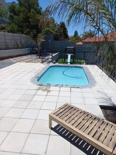 Swimming pool 5, Eagle's Crest, Cape Winelands