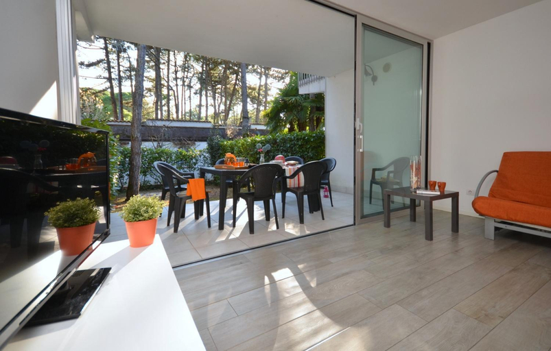 Others 5, Villa Gloria, Udine