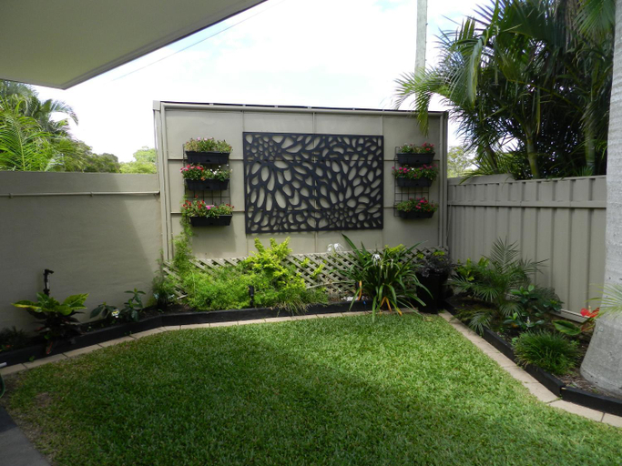 Exterior & Views 2, Golden Palms Motor Inn, Bundaberg