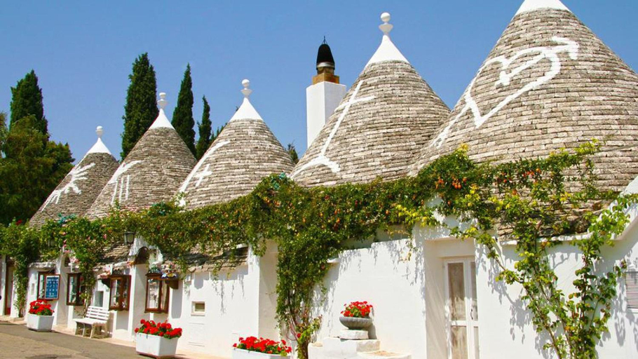 Others 5, Trullo Monte Santo 50, Bari