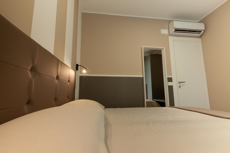 Bathroom, Holiday Club Residence, Teramo