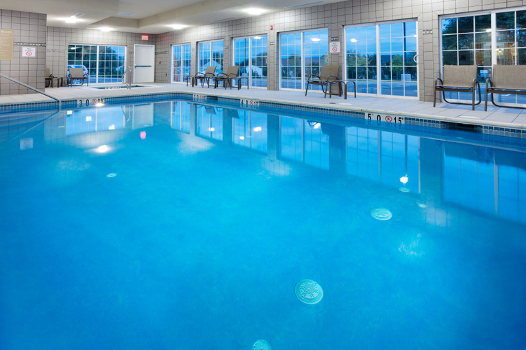 Sport & Beauty 2, Candlewood Suites HARRISBURG I-81 - HERSHEY AREA, Dauphin
