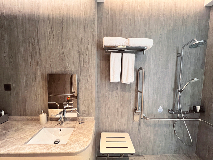 Bathroom 5