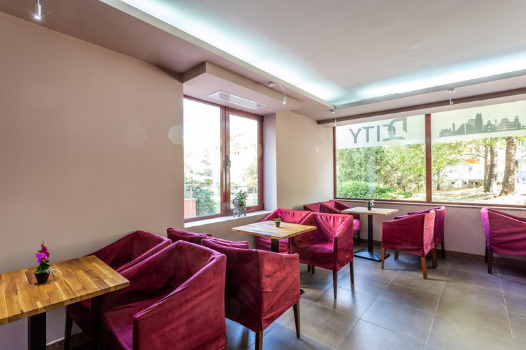 Food & Drinks 5, CityHome Aparthotel, Stolichna
