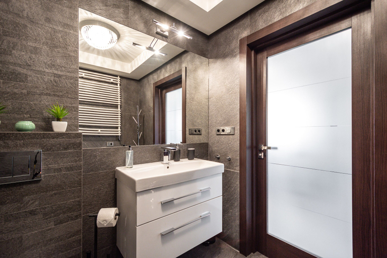 Bathroom 4, RentPlanet - Apartament Lubicz, Kraków City