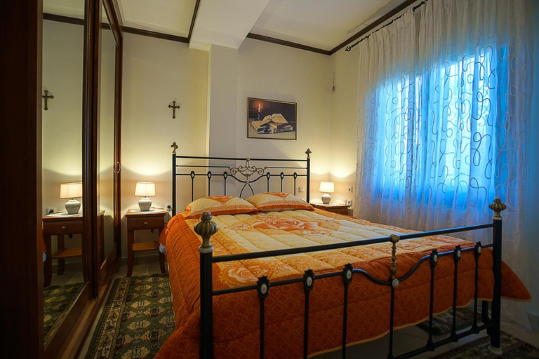 Bedroom 2, Luxury Traditional Villa, West Macedonia