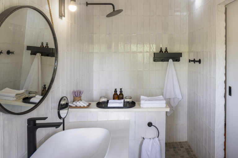 Bathroom, Simbavati Mvubu, Ehlanzeni