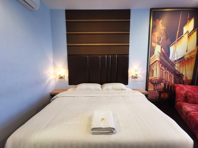 Bedroom 4, Zenz Hotel, Kulaijaya