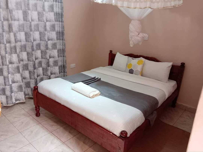 Bedroom 12