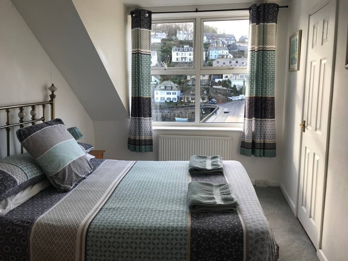Bedroom 3, Bridgeside Guest House, Cornwall