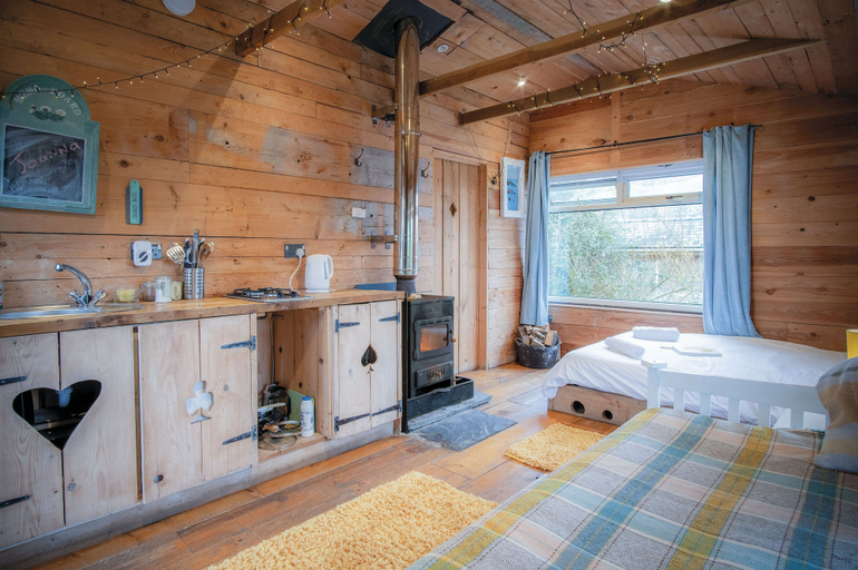 Others 4, The Hygge Hut - 1 Bed - Freshwest Beach Retreat, Pembrokeshire