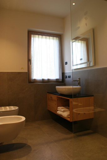 Others 5, Agriturismo Maso Schneider, Trento
