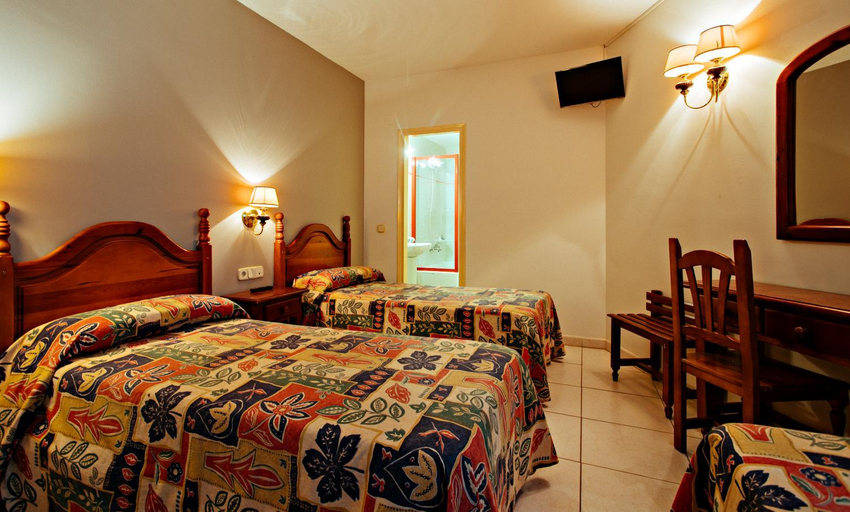 Bedroom 4, Hotel BONCOMPTE, Lleida