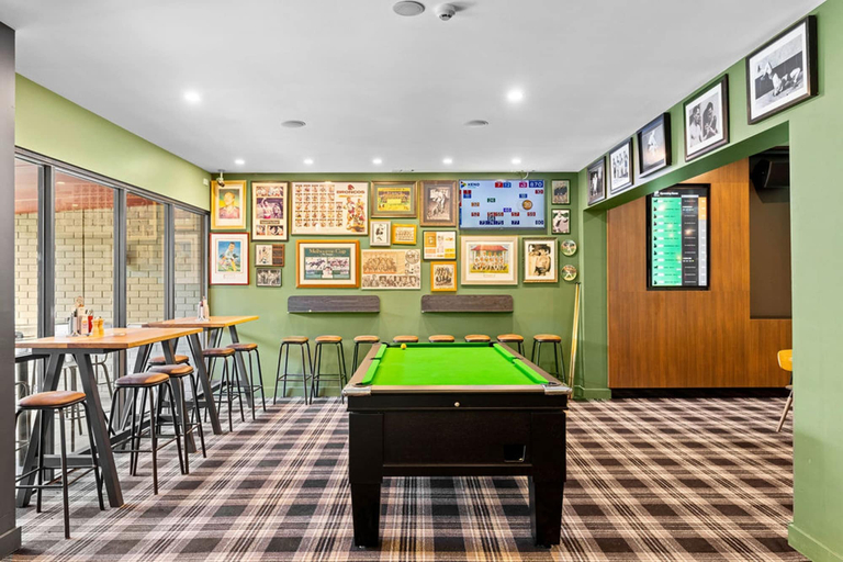 Food & Drinks 4, Morayfield Tavern & Motel, Morayfield